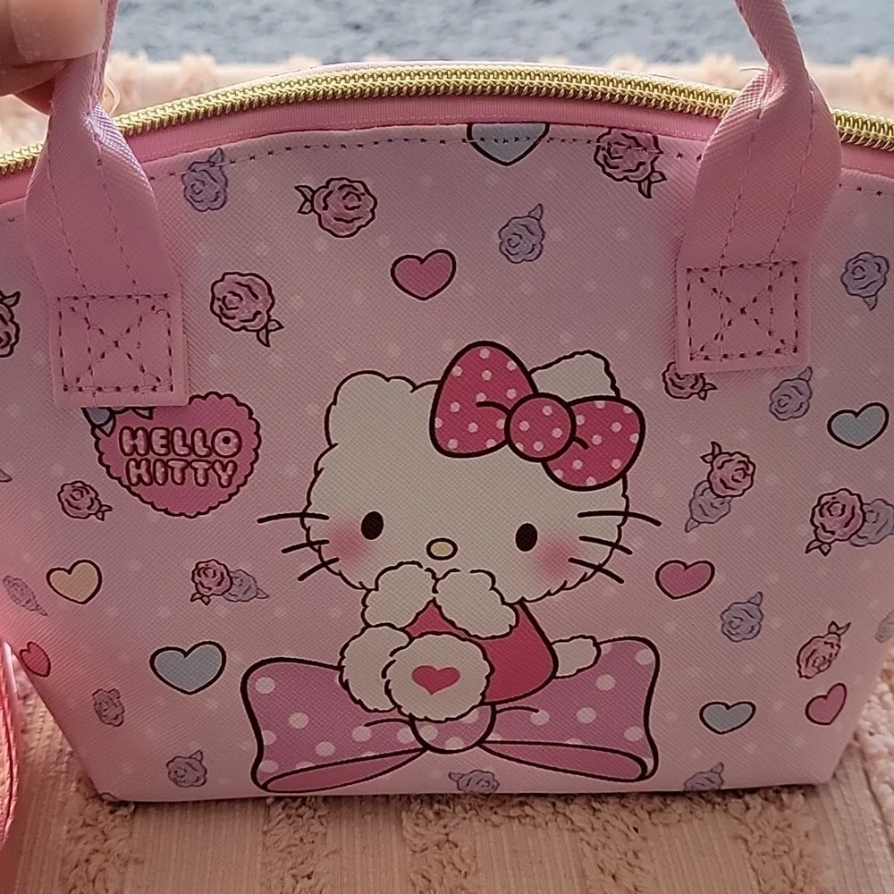 Hello Kitty Handbag with adjustable shoulder strap, pink 💗.  NWOT.